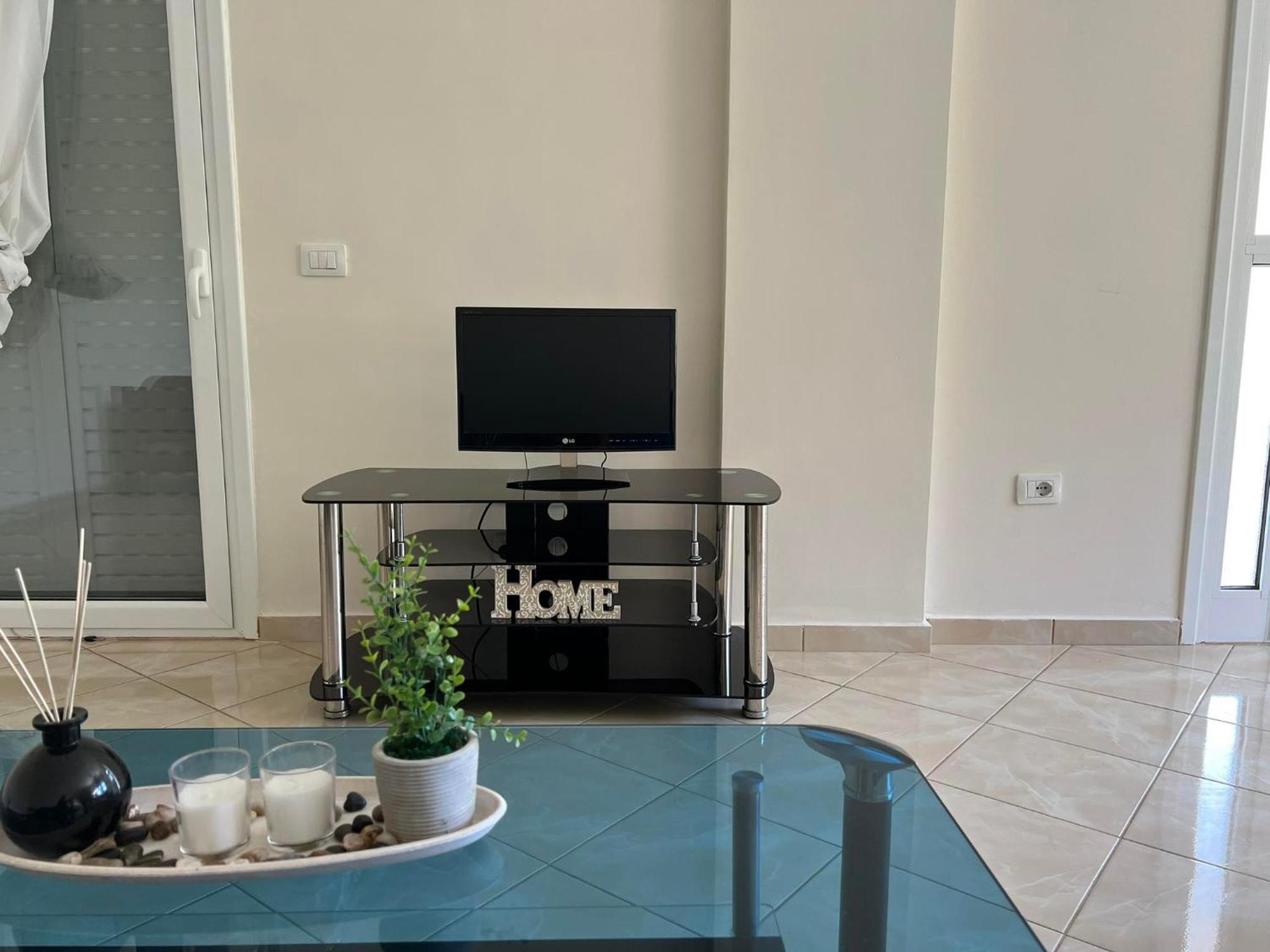 Lucas Apartments Himara Szoba fotó
