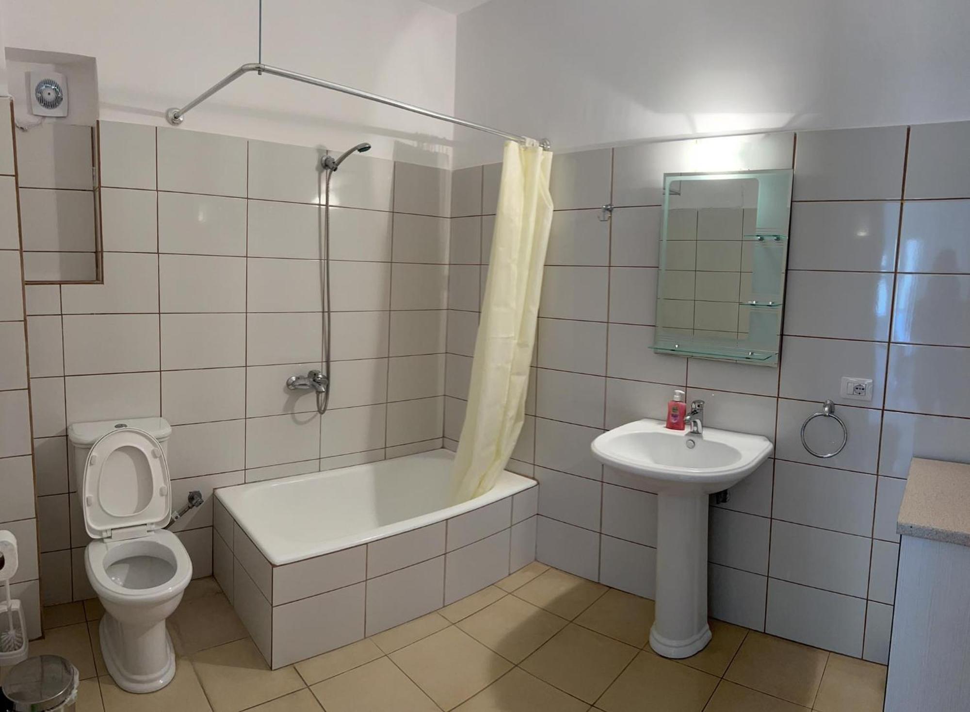 Lucas Apartments Himara Szoba fotó