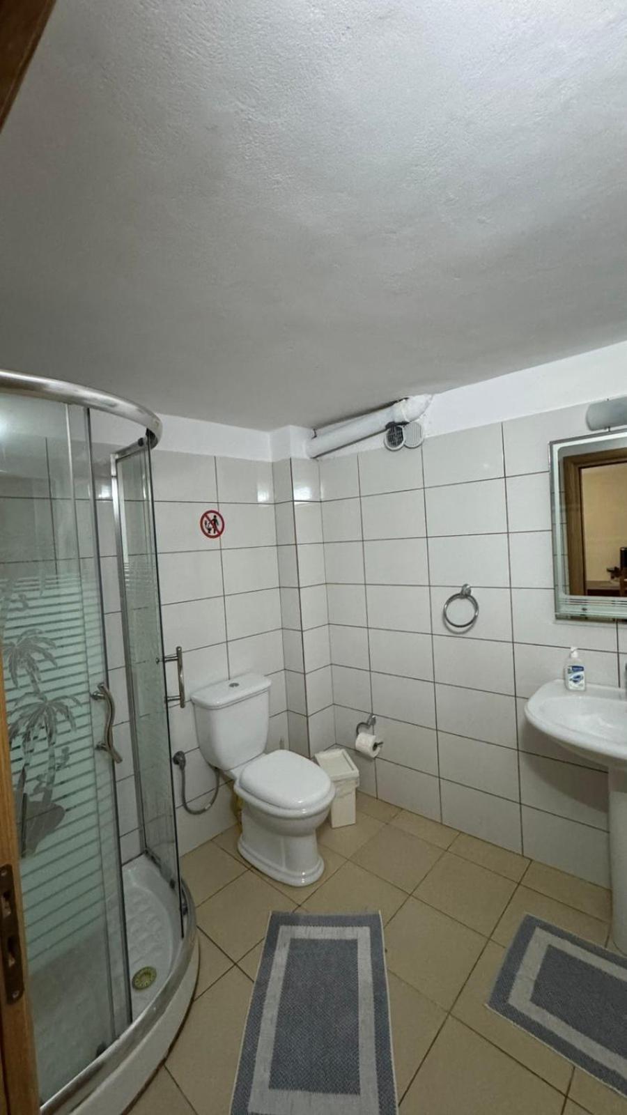 Lucas Apartments Himara Szoba fotó